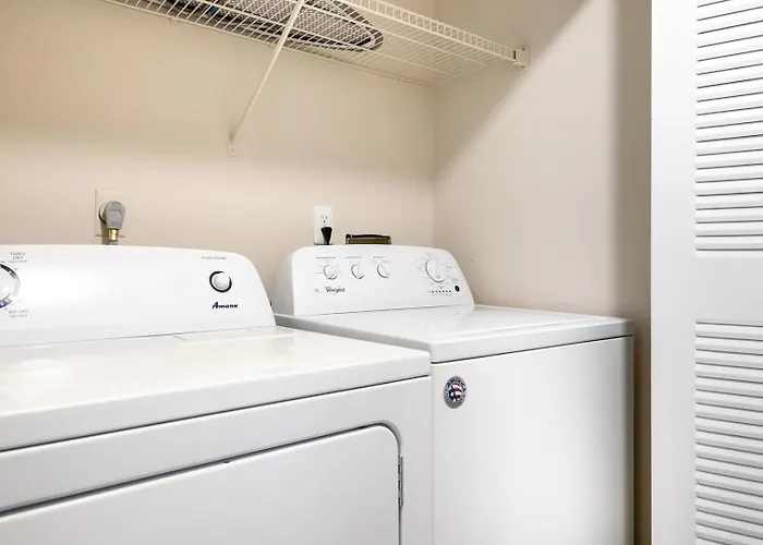 Landing Apartments - The Braxton Palm Bay
